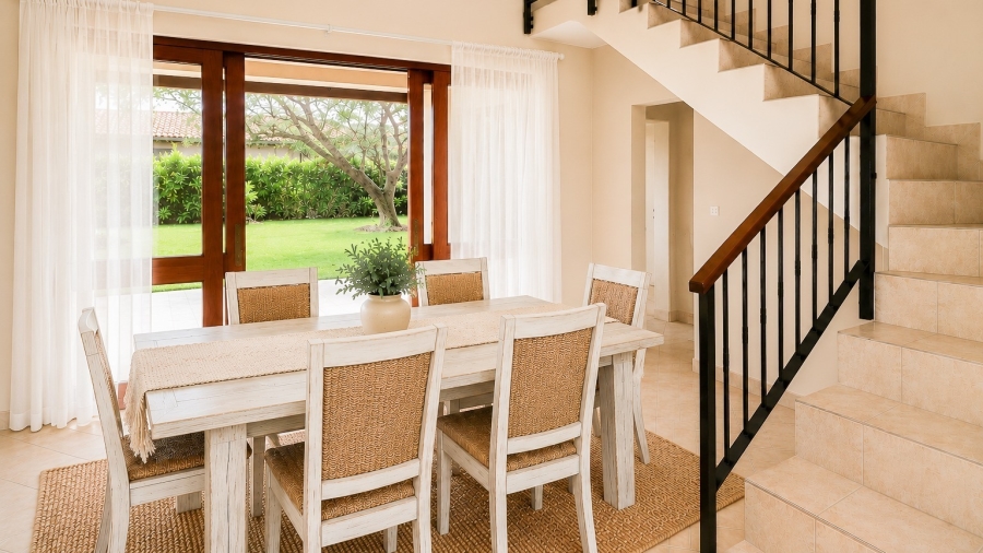 3 Bedroom Property for Sale in The Coves North West